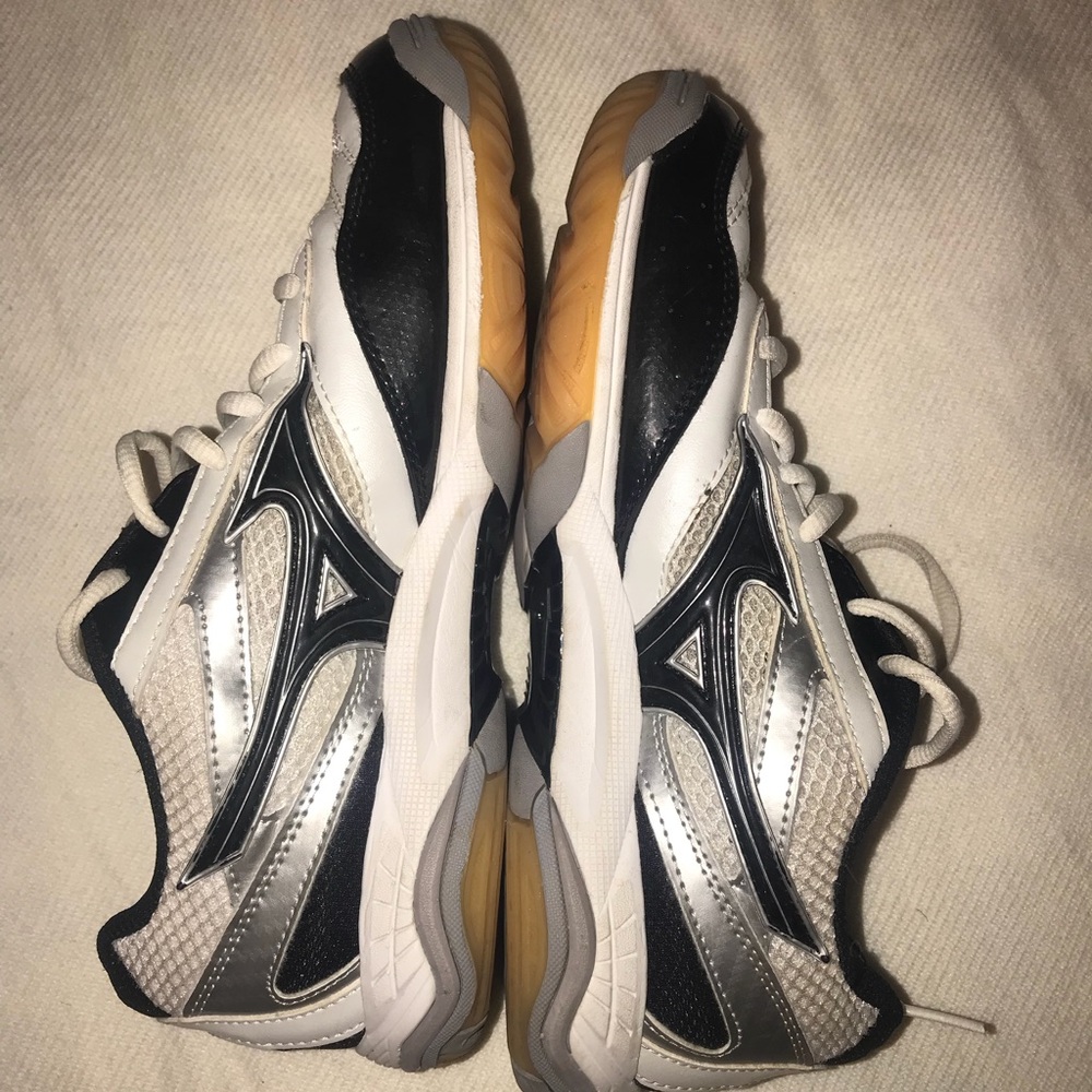 Mizuno Volleyball Shoes